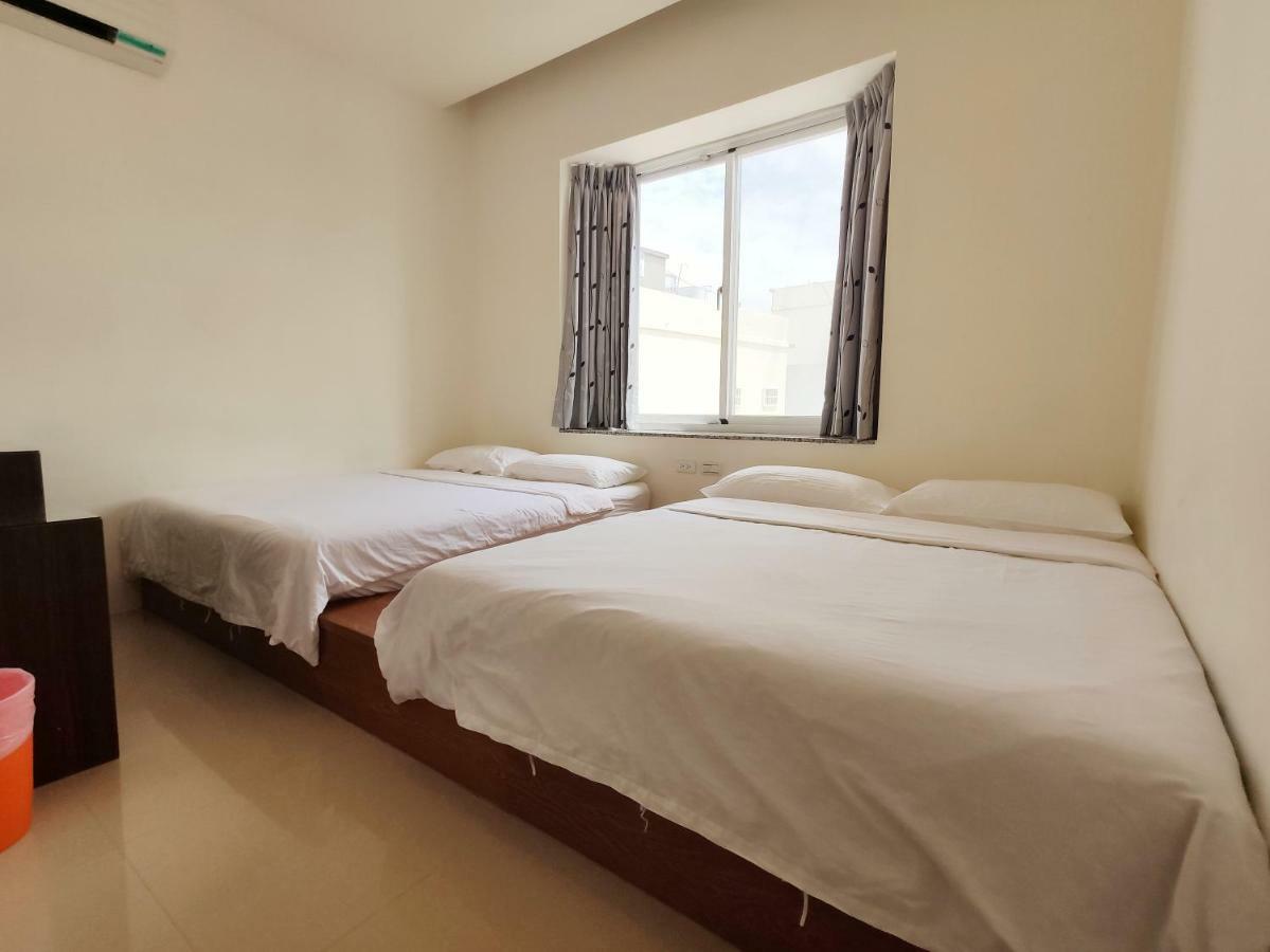 Feng Homestay Zhongpu Exterior foto